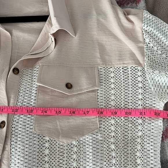Women’s Tan Fabric Back Of Shirt And Lace Front And Sleeves Size XL (12) NEW - Picture 6 of 8
